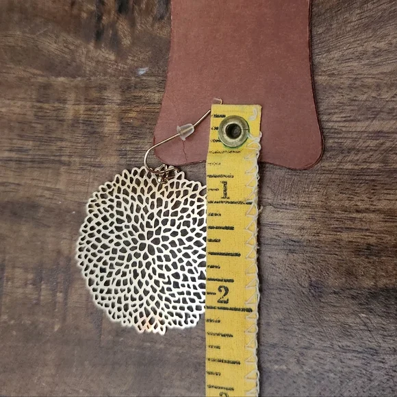 Noir Gold Statement Earrings - Picture 5 of 5